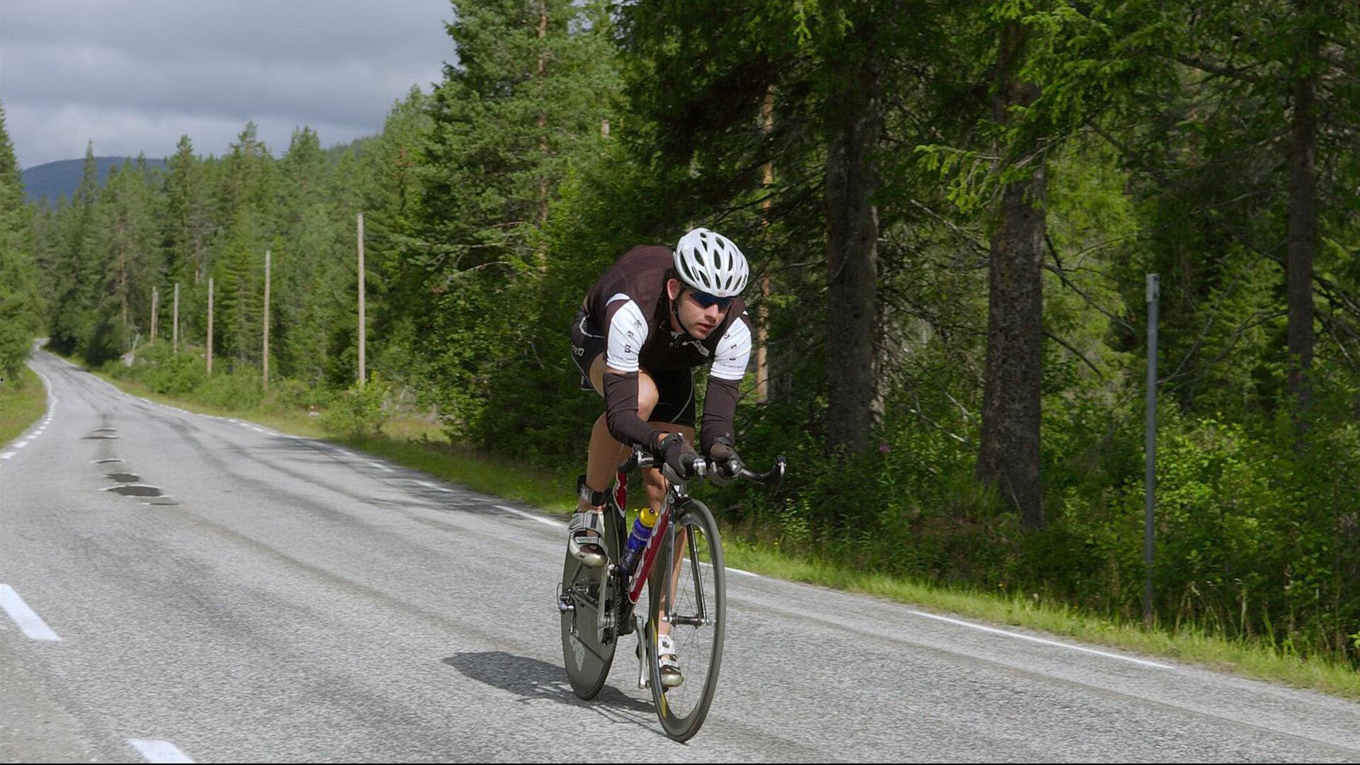 锋线新火花点燃安菲尔德，萨拉赫一锤定音彰显领袖价值